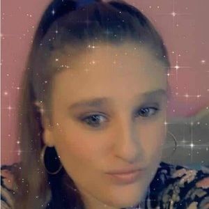 Meet your Posher, Lacey